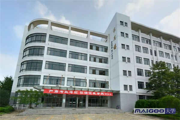 邦达亚洲: 美元指数反弹收涨 黄金冲高后回落